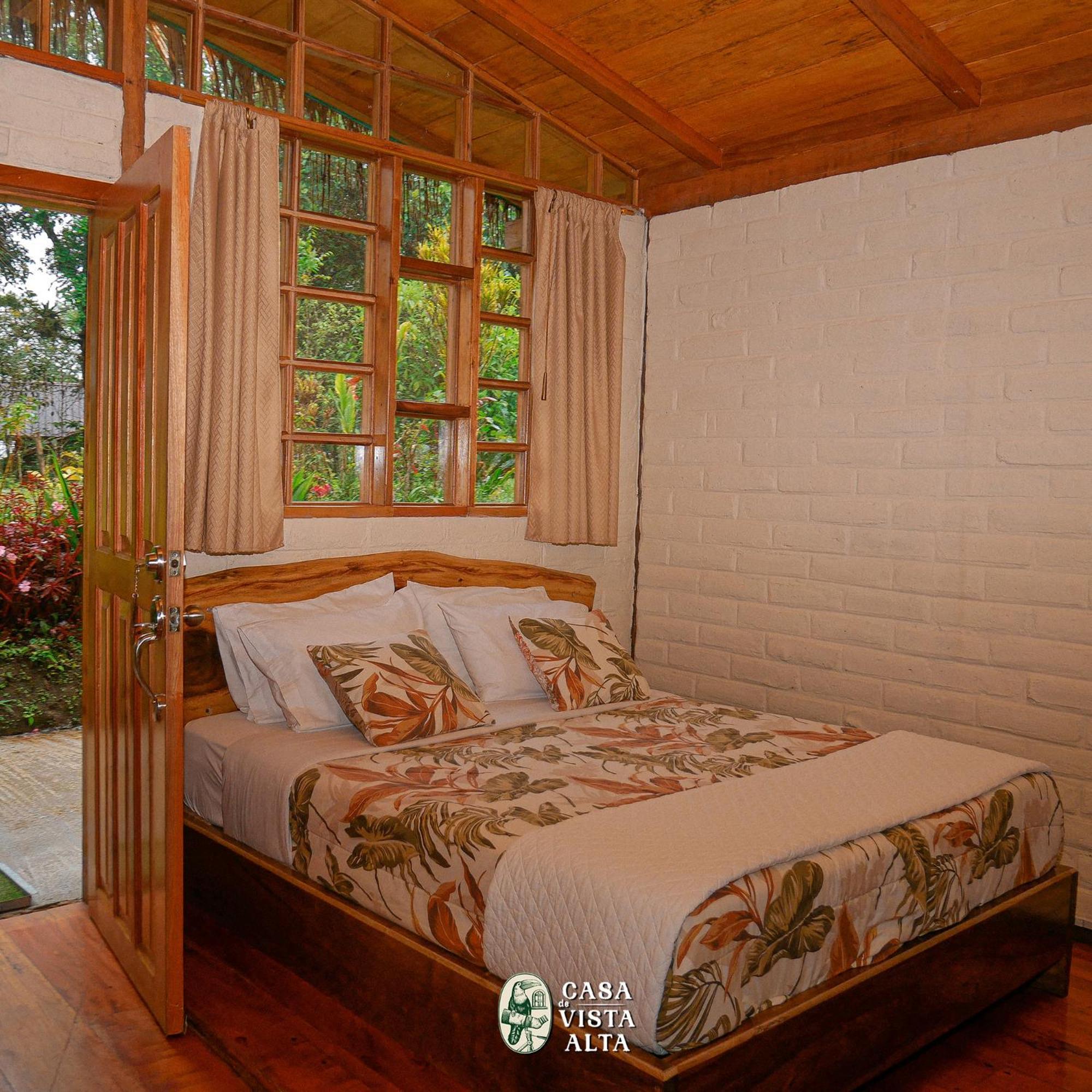 Hotel Casa De Vista Alta à Mindo Extérieur photo